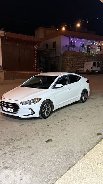 Hyundai Elantra 2017