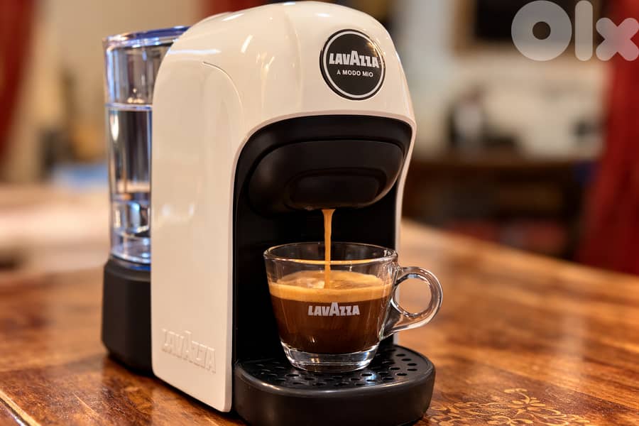 Lavazza A Modo Mio Espresso Machine – Capsule – Excellent Condition! 1