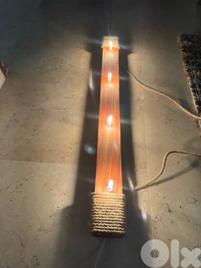 انارة خشبية معلقة