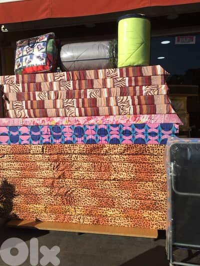 فرش ارض وحرامات ومخدات