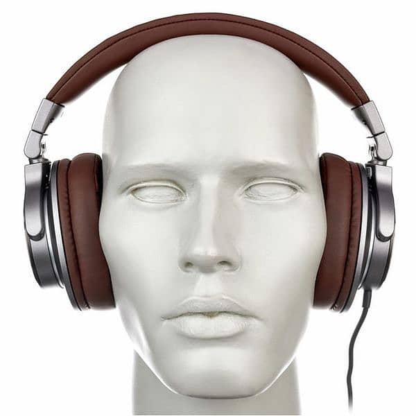 Behringer BH-470 Studio Headphones (BH470),Studio Monitoring Headphone 1