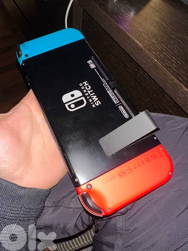 Switch 120$ (modded with 256gb 200$) 12