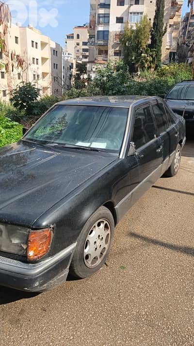 Mercedes-Benz E-Class 1990