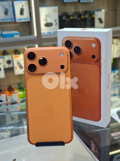 Used like new iphone 17 pro max 256 gb  E-Sim