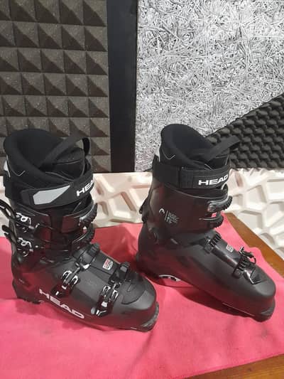 2025 HEAD Edge 110 HV GW Ski Boots 280-285 like new