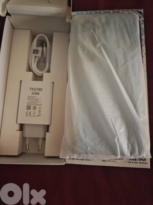 Tecno camon 40 pro 4g 256 1