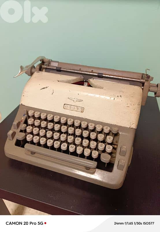 Adler Dactylo German  – Perfect Condition -- Fully Operational 1