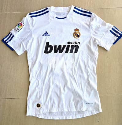 Higuain Original Footbal Shirt Size Medium