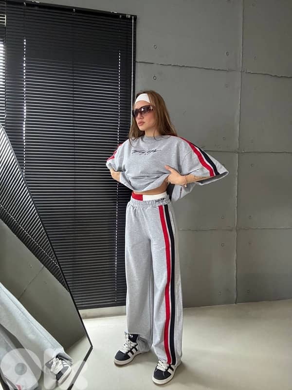 TOMMY HILFiGER new SET 1