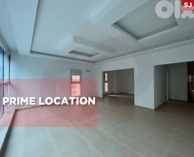 شقة فخمة تصميم رائع بموقع مميز في منطقة المنلا/ tripoli REF#SJ133751