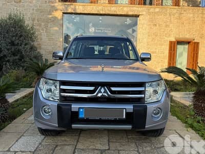 Mitsubishi Pajero GLS  3.8 V6 Limited 4x4 7 Seats