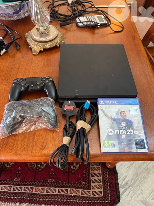 ps4 slim 160$ 1