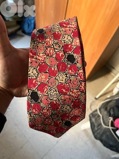 special tie for 5 $