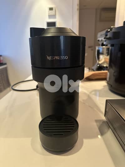 LIKE NEW NESPRESSO POP COFFEE MACHINE - STRAIGHT FROM ABC BOUTIQUE