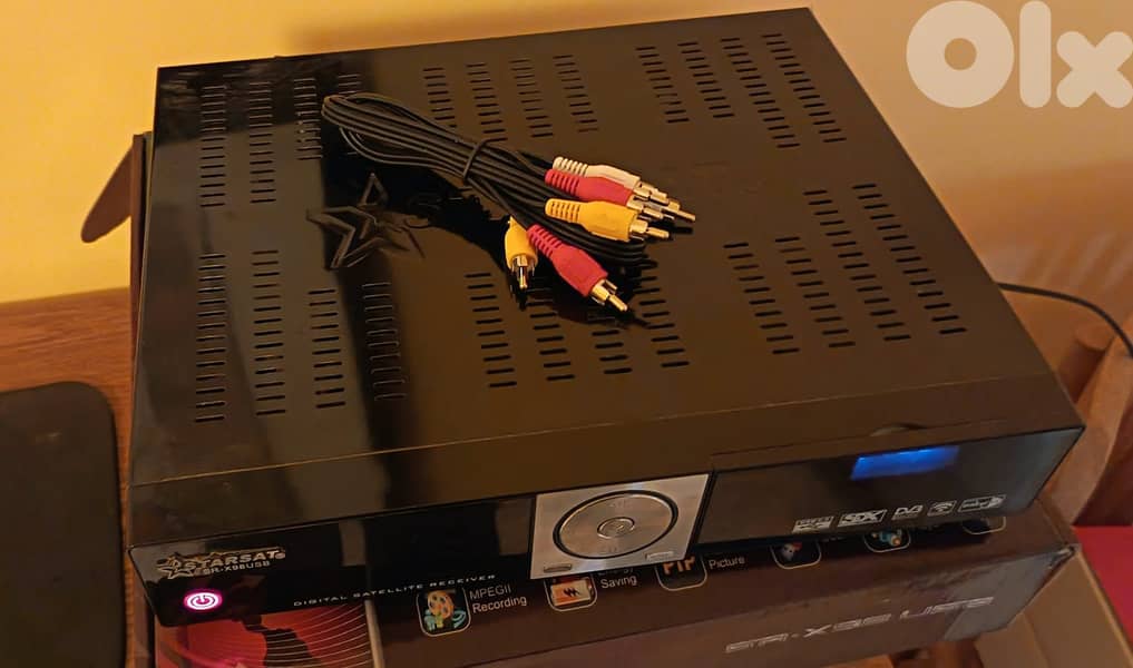 Star Sat SR X98 USB – Satellite Receiver + Remote 3