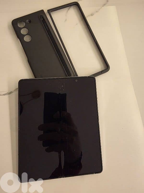 zfold 5  1 TB like new 1