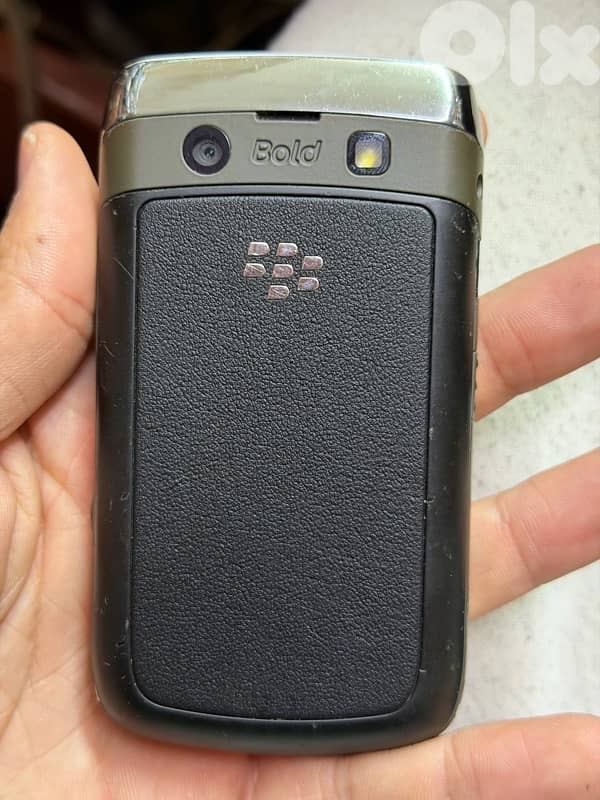 Blackberry Bold 9700 1