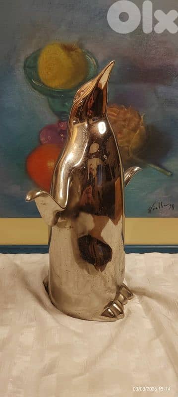 تمثال مميز من الكروم،على شكل بطريق، اوروبي