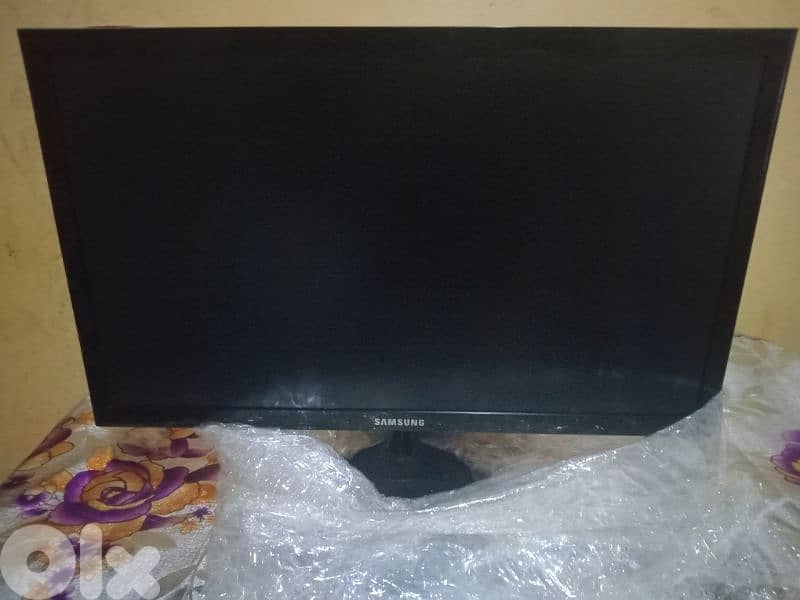 screen samsung 21" like new 5