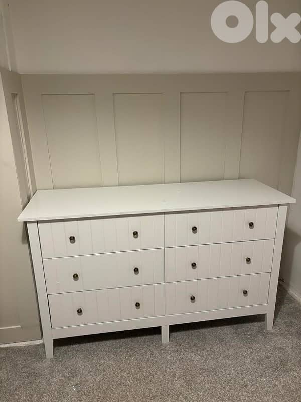 chest of drawers 3