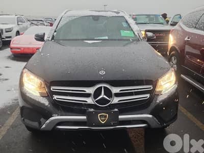 GLC 300 2018 ! 4matic ! Clean Carfax ! Coming Soon !