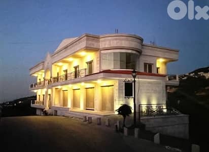 Apartment for Sale in Aramoun – Open Sea & Mountain View