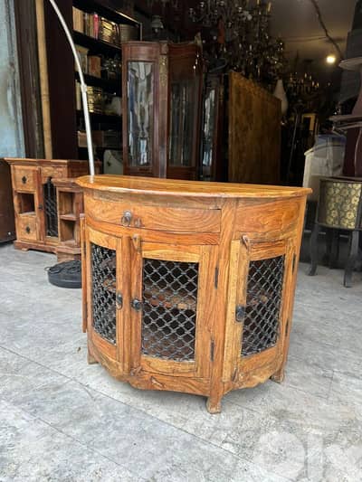 كونسول خشب قطراني انتيك تصميم رائع  vintage cabinet