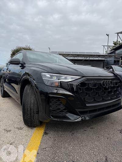 Audi Q8 2025