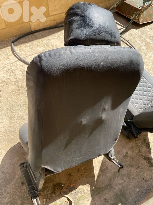 Rapid Renault 2000 Car Seats 6