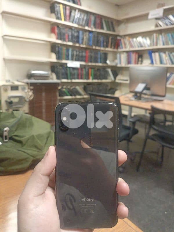 both are new zero scratches iPhone x 1