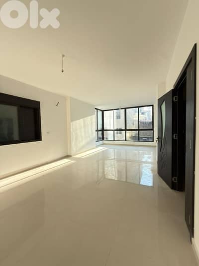 شقة فخمة للبيع في جونيةDecorated apartmemt for sale in Jounieh