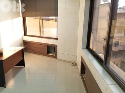 Decorated Office ForRent In Hazmieh مكتب للاجار في الحازمية