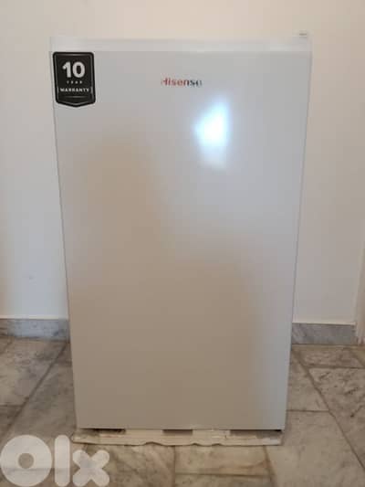 براد Hisense مع فريزر داخلي – كفاءة عالية