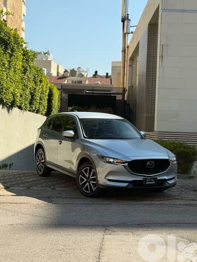 Mazda CX-5 2018 (one year warranty)