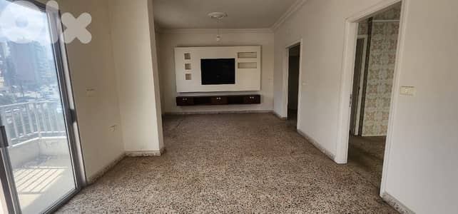 GMC247AJ Apartment for sale in Dekweneh - شقة للبيع في الدكوانة