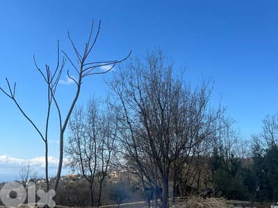 Hot-Deal LAND in Kfardebian with SPECTACULAR View أرض في كفردبيان