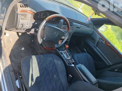 Mercedes-Benz E-Class 1996