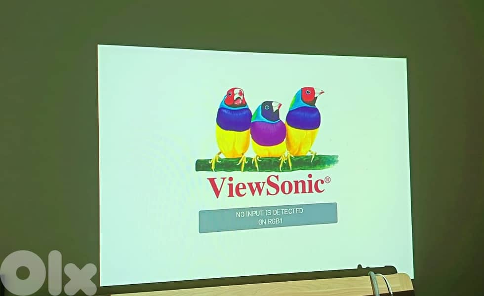 ViewSonic PJ552 Projector Bundle – ONLY 74 Lamp Hours – Like New! 2