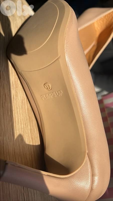 nude color pump heal in box 6