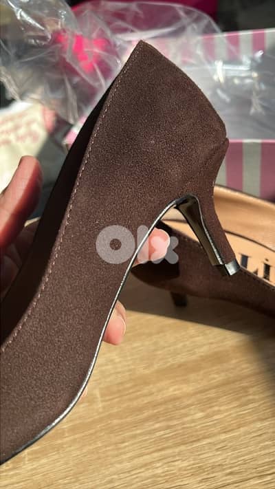 suede pump size 36 worn once