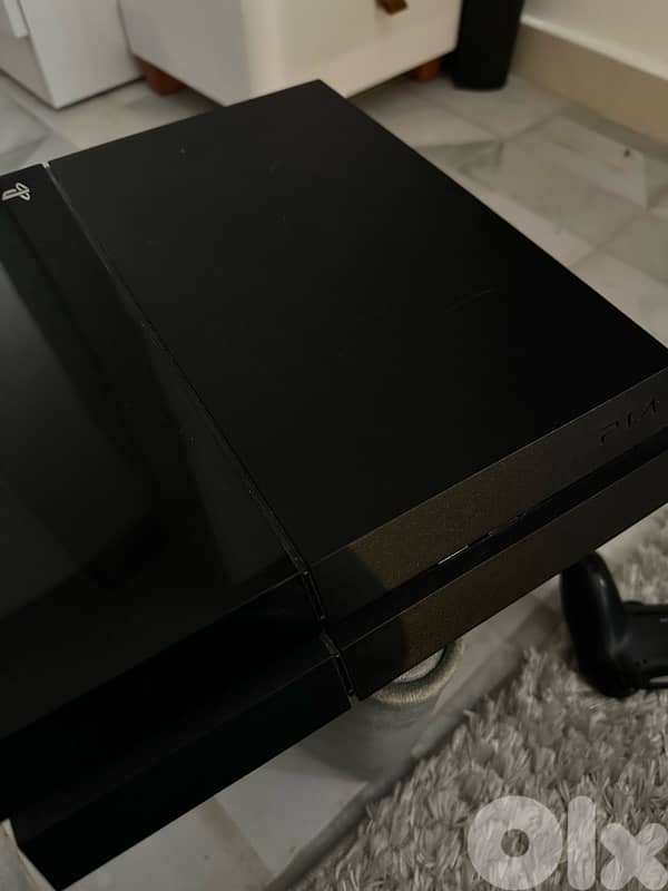 playstation 4 with extras 3