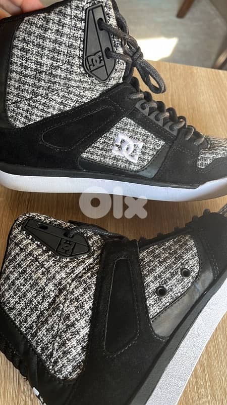 DC ORIGINAL NEW NEVER USED 9