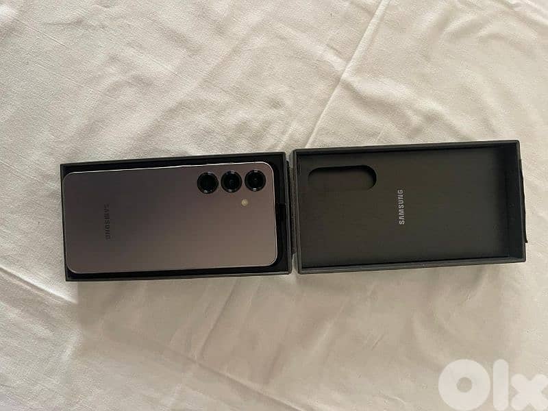 Samsung Galaxy S25 Package – Complete Set 11