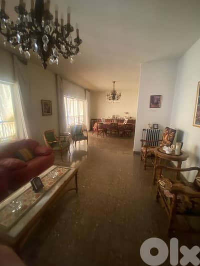 Apartment For Sale in Ain el remmeneh 175000$ شقة للبيع في عين الرمانة