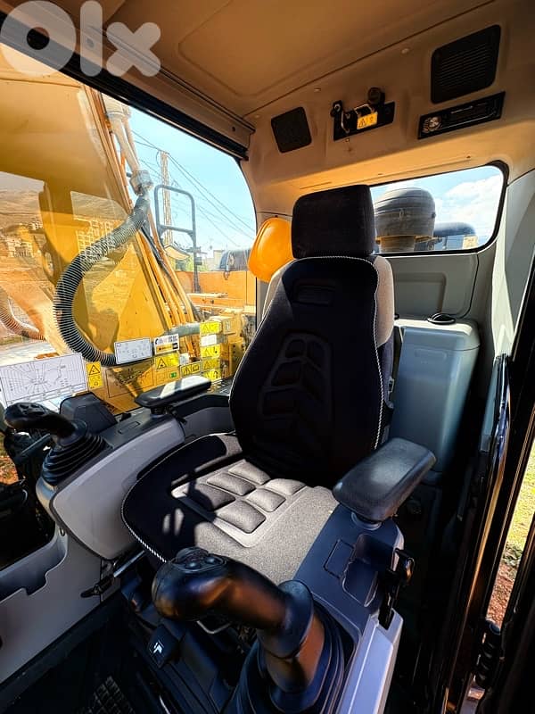 caterpillar 320EL  Tracked Excavator 5