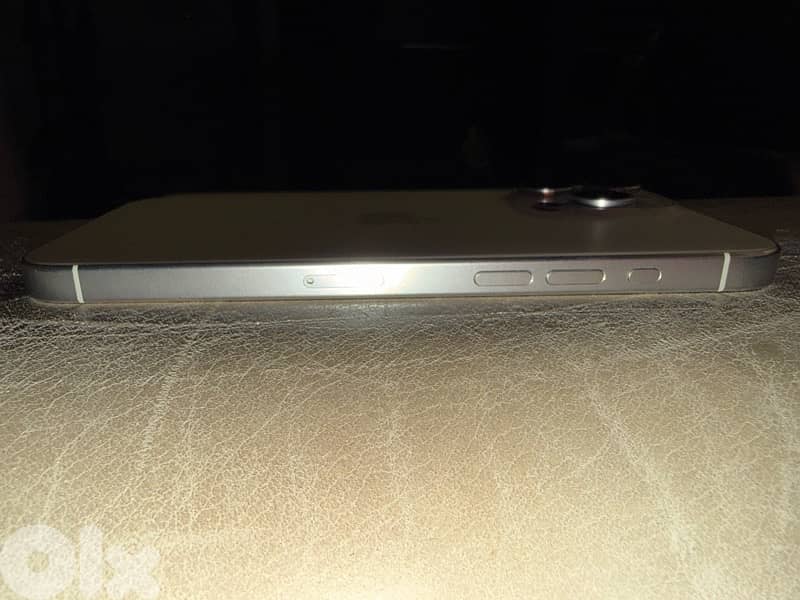 iPhone 15 pro max 256gb 85% battery life 2