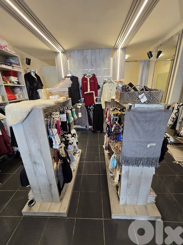 shop stands and racks 2