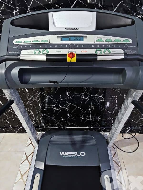 made in USA 3.5HP,Heavy duty Weslo Cadence 26.0,with automatic incline 5