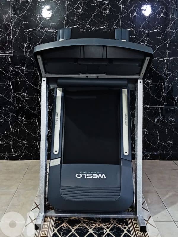 made in USA 3.5HP,Heavy duty Weslo Cadence 26.0,with automatic incline 7