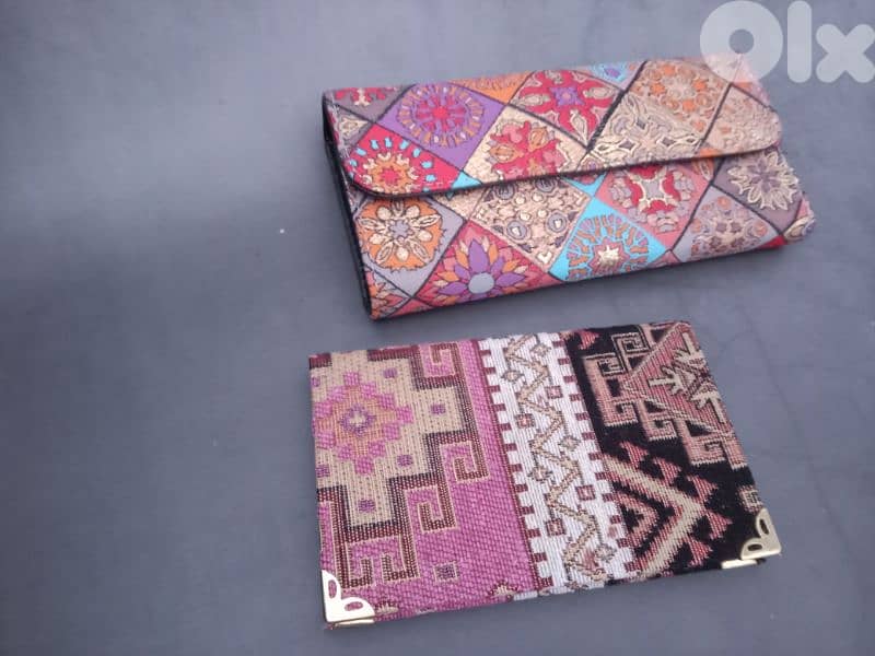 Big Wallets + Small NoteBook 4